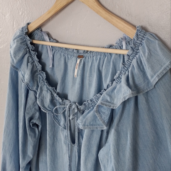 Free People Lily Of The Valley Chambray Ruffled Blouse M - Picture 7 of 14